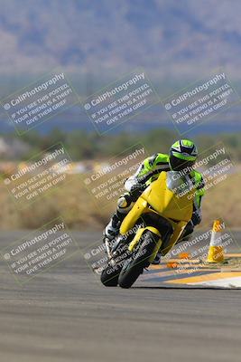 media/Sep-25-2023-Moto Forza (Mon) [[81ffa65e0a]]/B-C Group/Session 3 (Turns 16 and 17 Exit)/